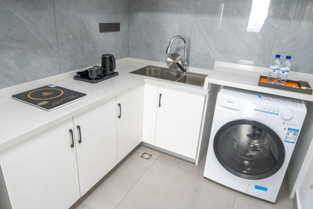 Compact kitchenette suited to a dorm room or small living space